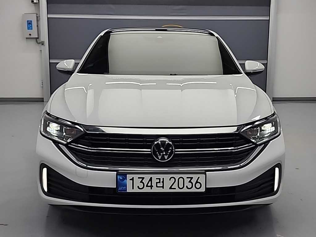 Volkswagen Jetta - Vista 2