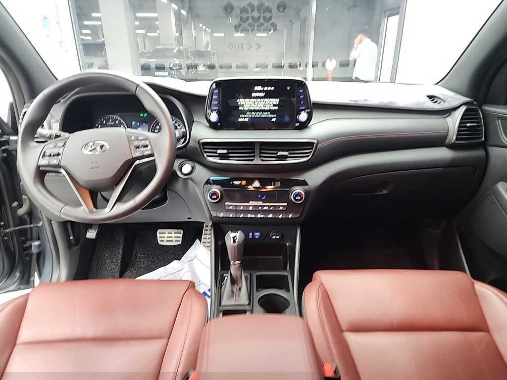 HYUNDAI Tucson - Vista 7