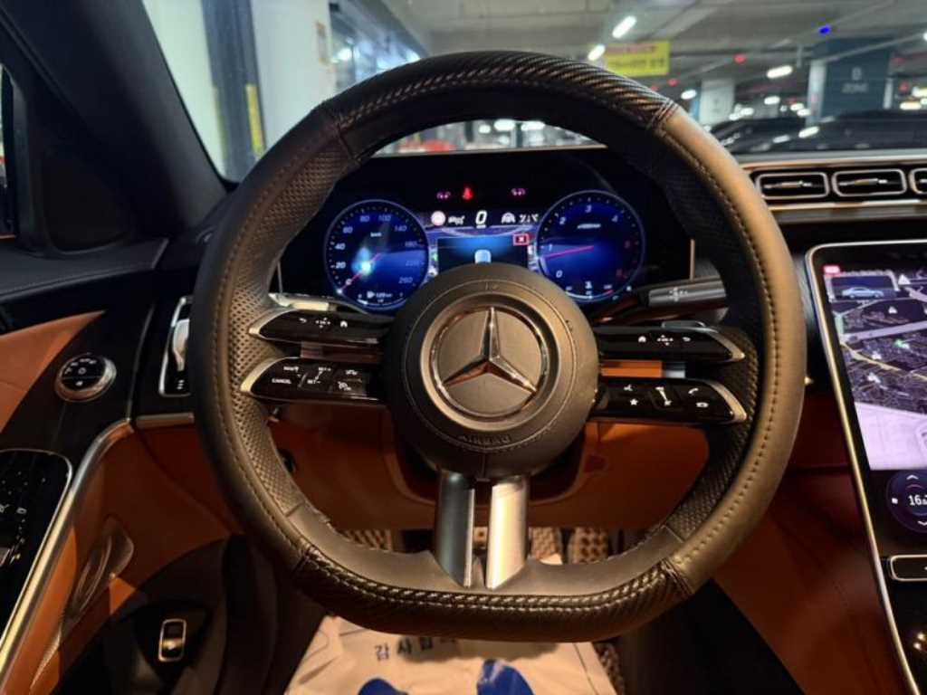 Mercedes Benz S Class - Vista 8