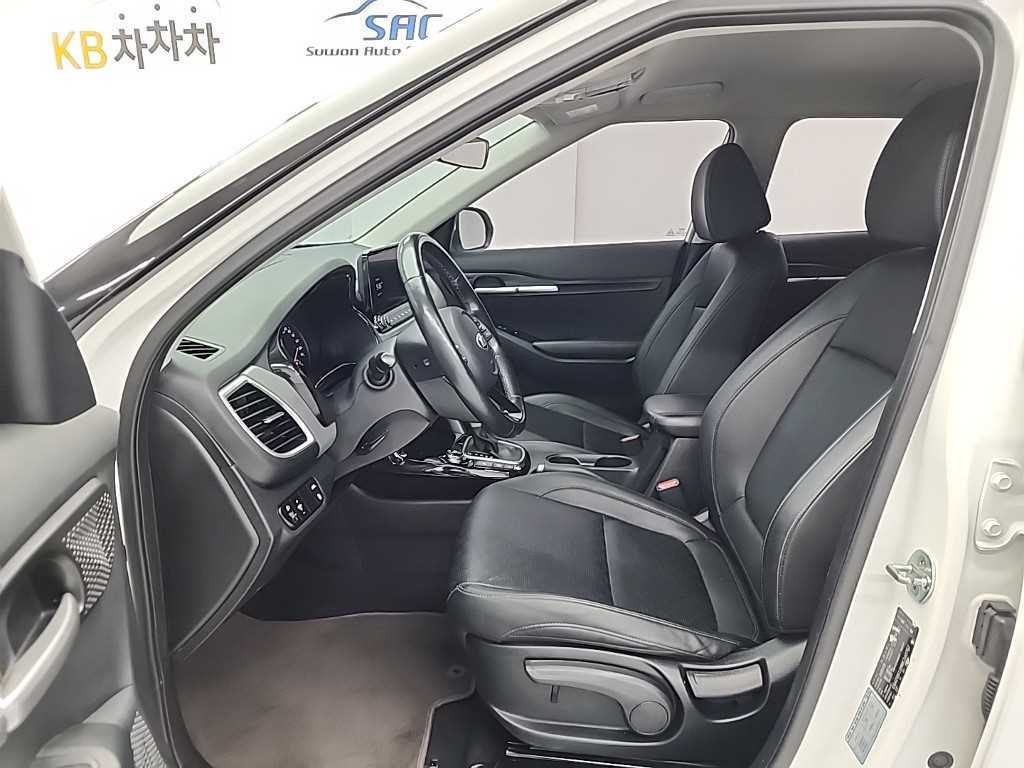 KIA Seltos - Vista 11