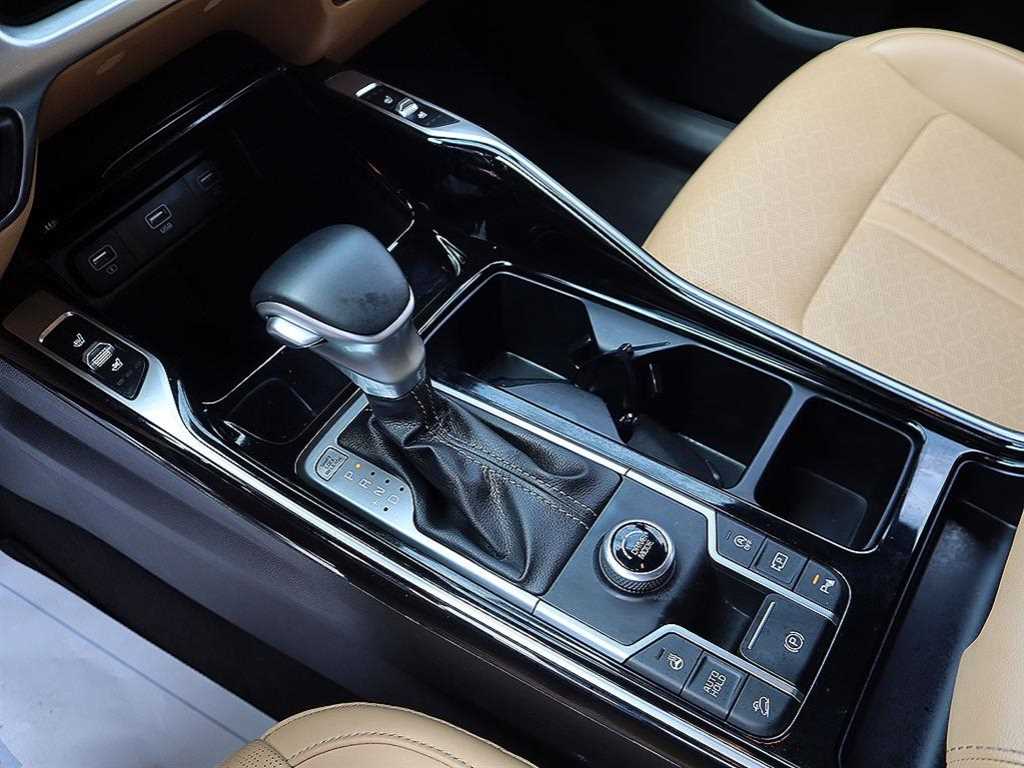 KIA Sorento - Vista 12