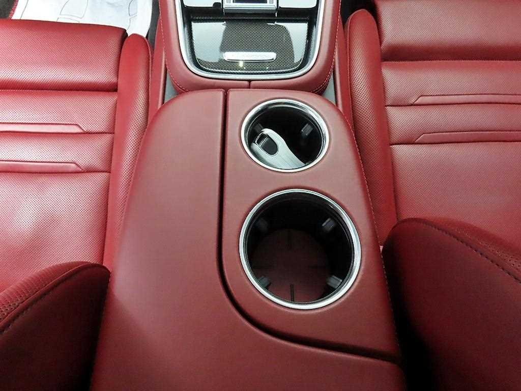 Porsche Panamera - Vista 12