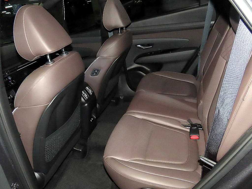HYUNDAI Tucson - Vista 7