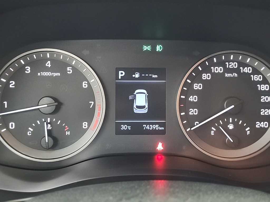HYUNDAI Tucson - Vista 6