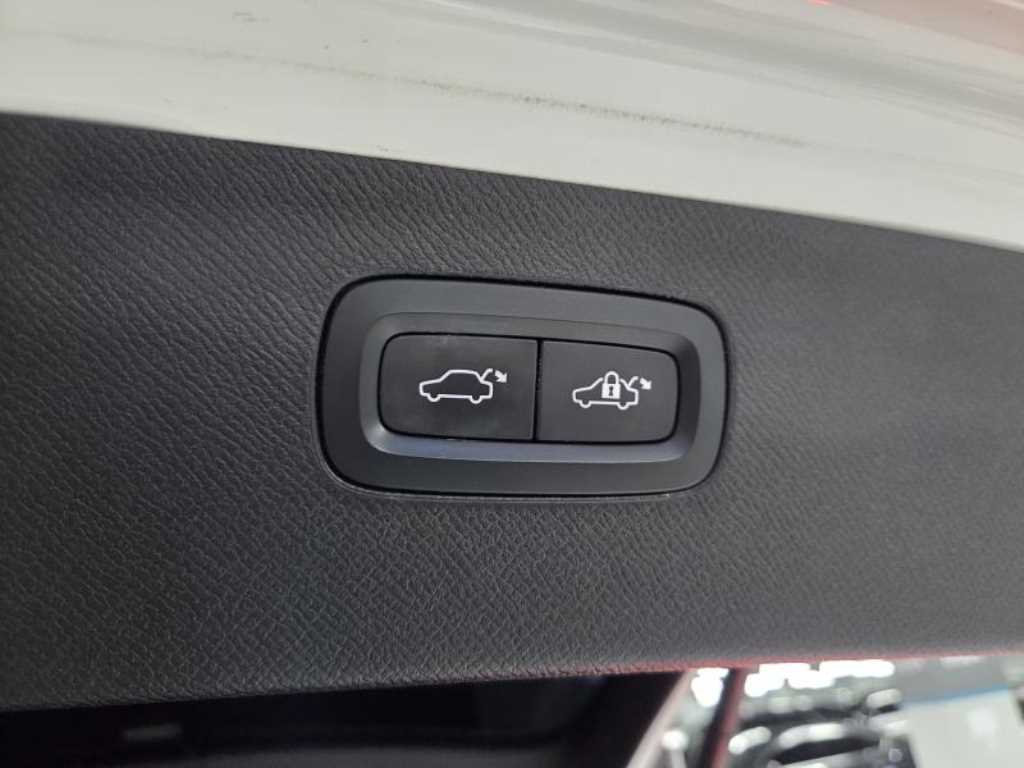 Volvo XC90 - Vista 7