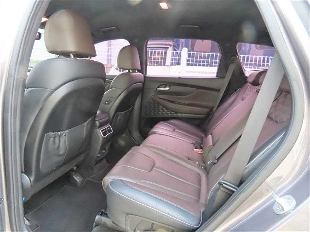 HYUNDAI Santa Fe - Vista 8