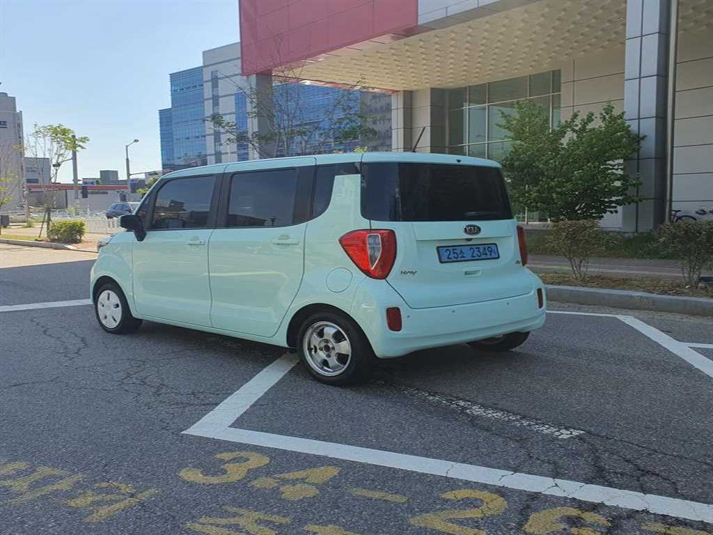 KIA Ray - Vista 6