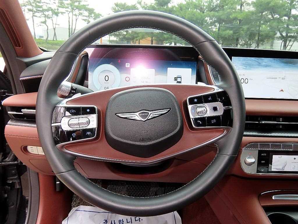 Genesis G90 - Vista 8