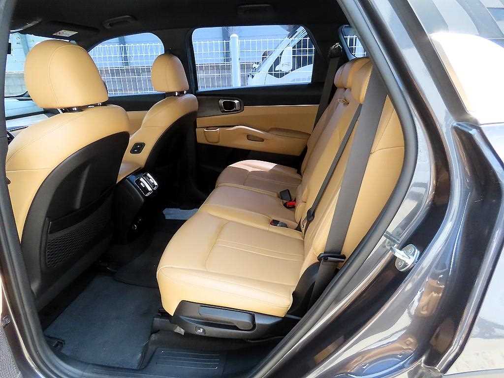 KIA Sorento - Vista 6