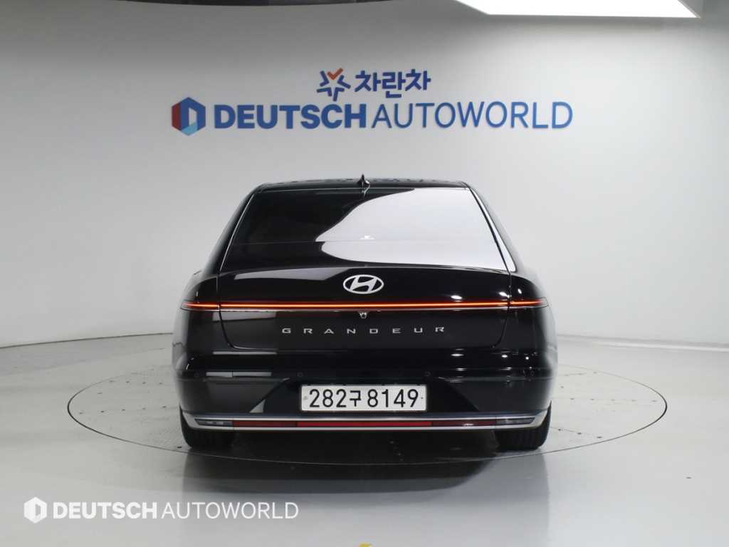 HYUNDAI Grandeur - Vista 4