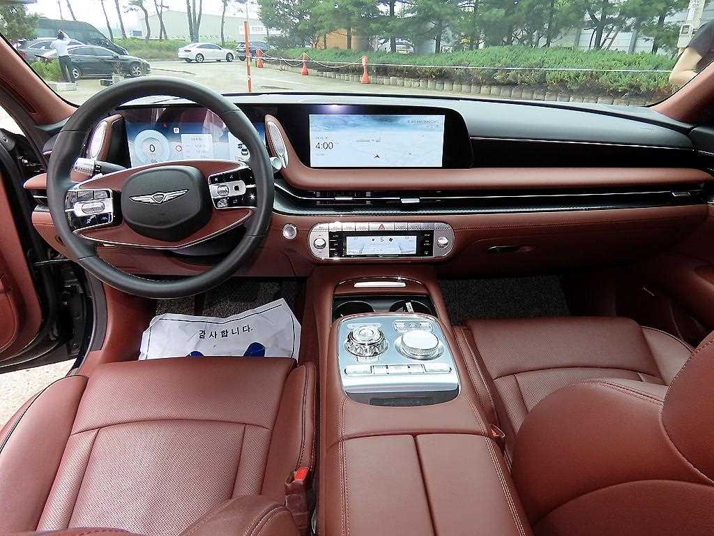 Genesis G90 - Vista 7