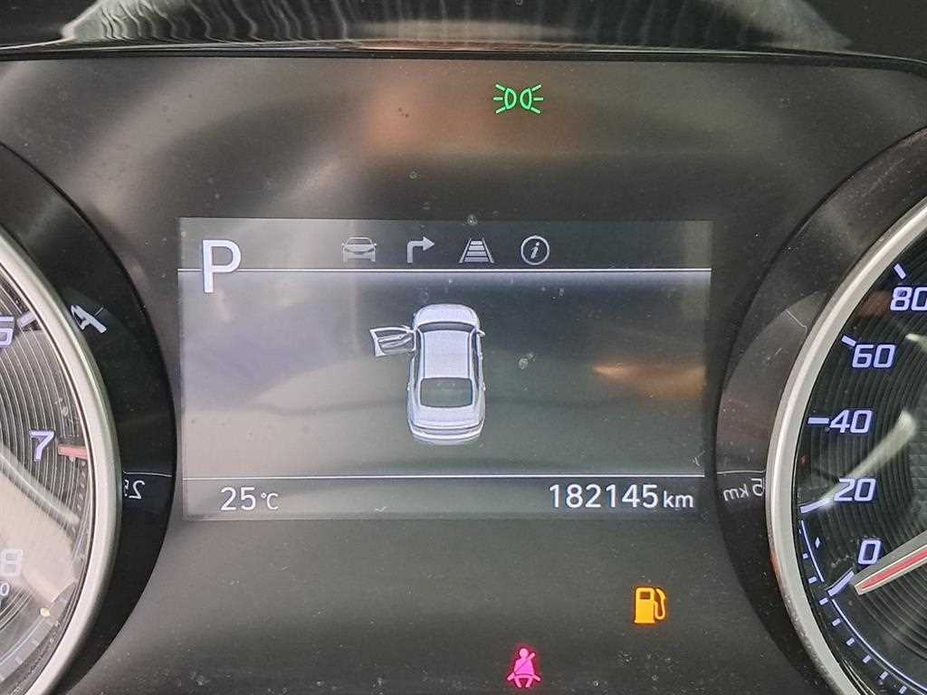HYUNDAI Grandeur - Vista 7