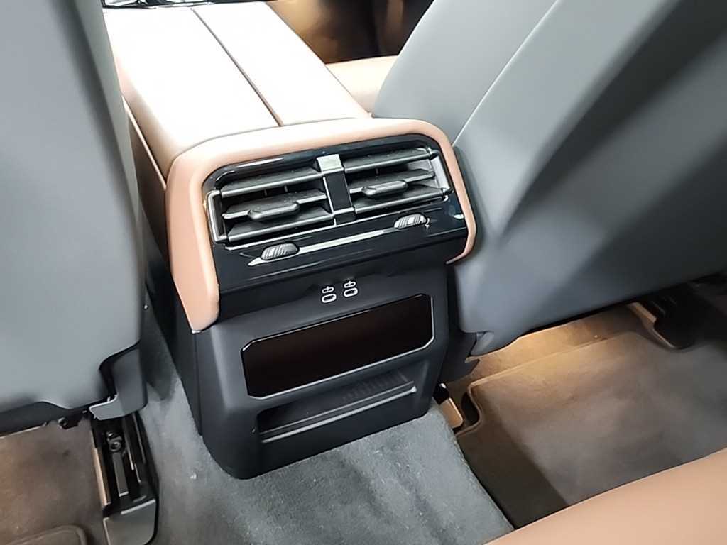 BMW i5 2024 - Importación desde Corea - HF Imports Iquique - Foto 13