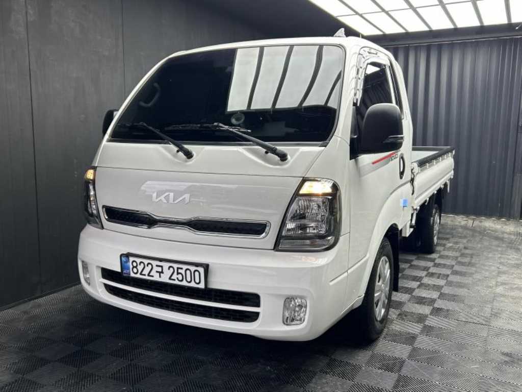 Small Truck Cargo (small) - Vista 2