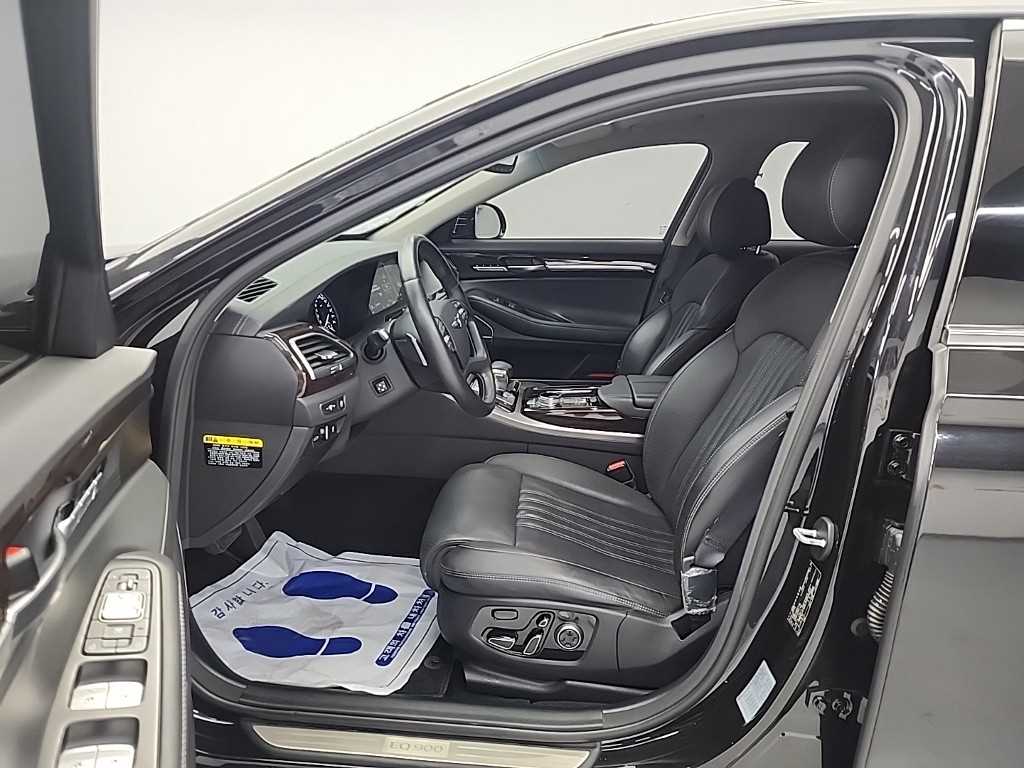 Genesis EQ900 - Vista 11