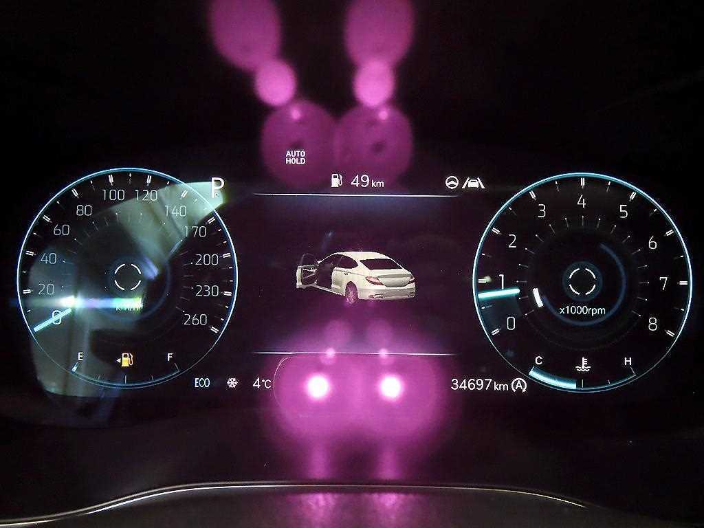 Genesis G70 - Vista 9