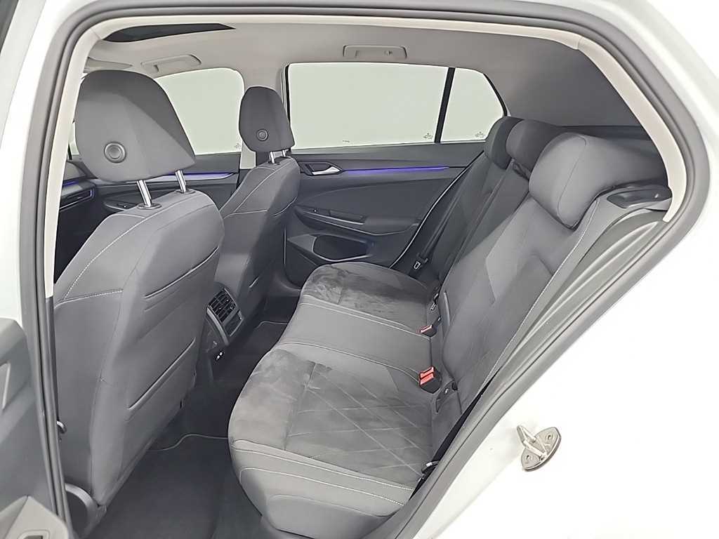 Volkswagen Golf - Vista 3