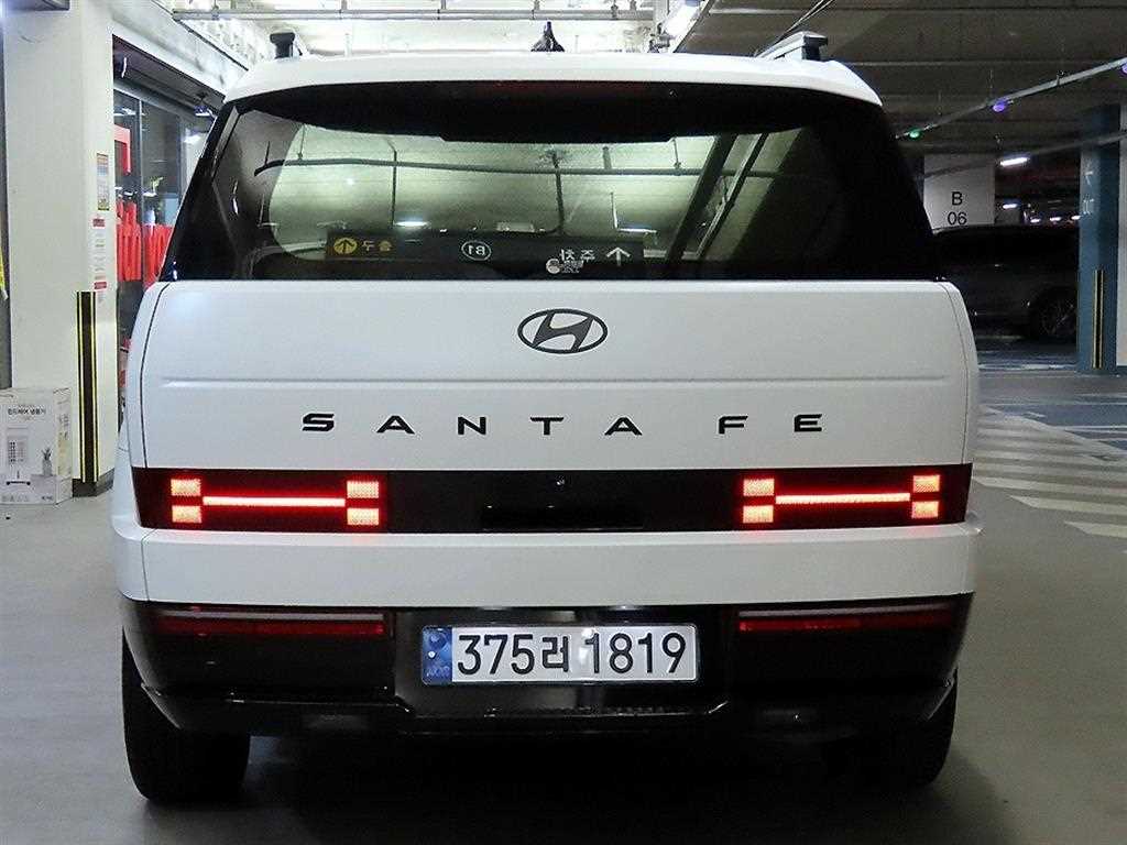 HYUNDAI Santa Fe - Vista 5