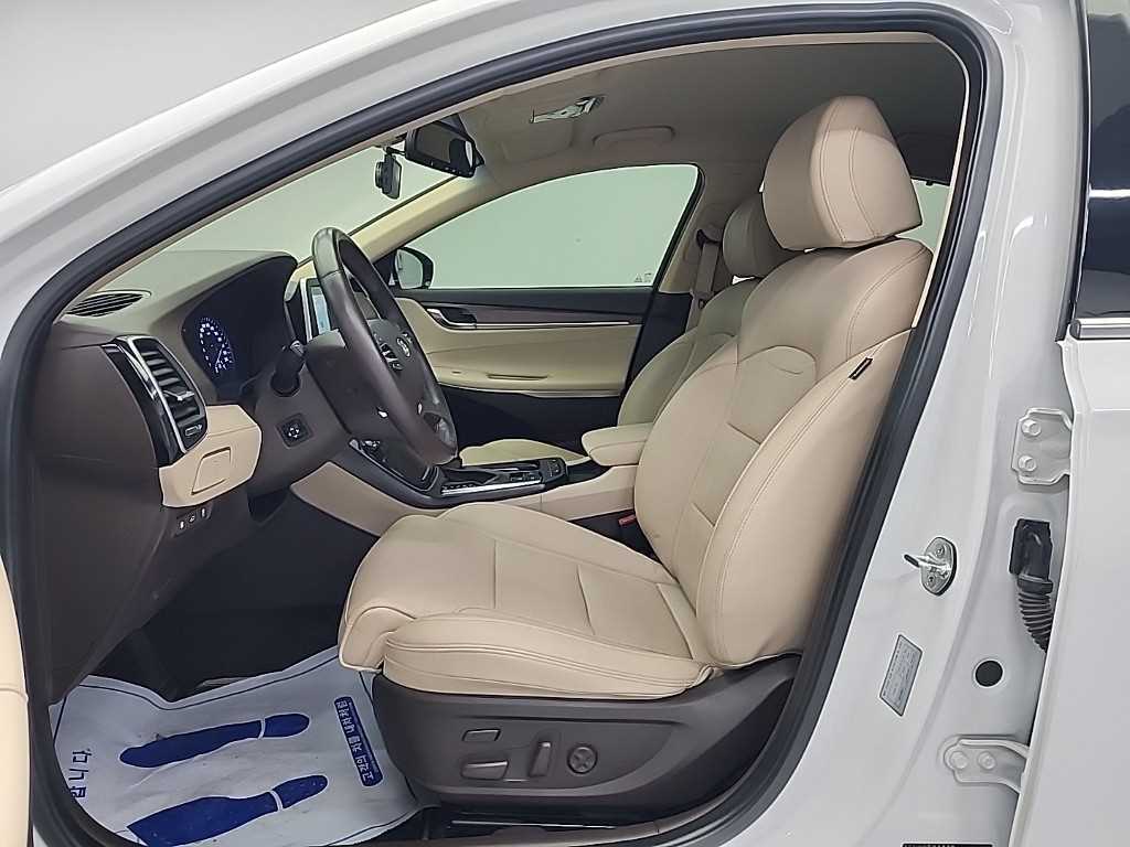 HYUNDAI Grandeur - Vista 11
