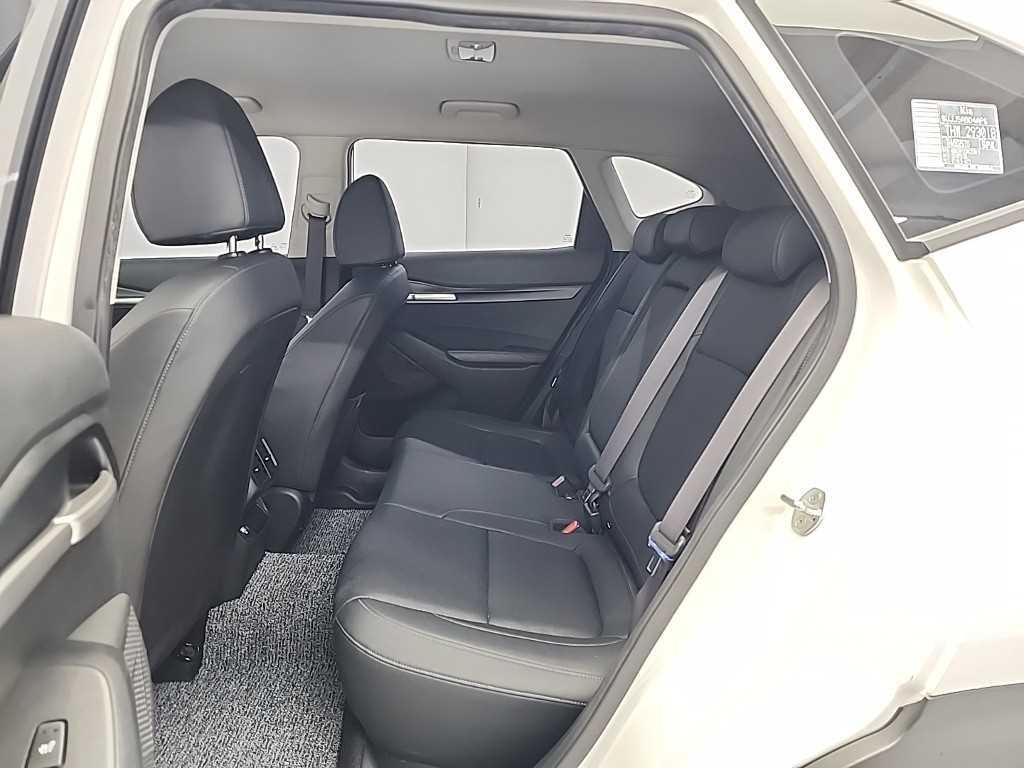 KIA Seltos - Vista 12
