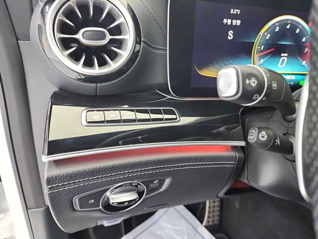 Mercedes Benz AMG GT - Vista 9