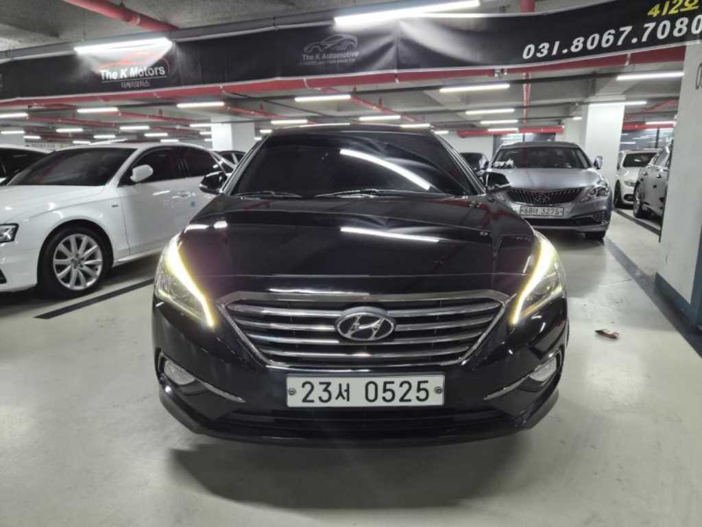HYUNDAI Sonata - Vista 2