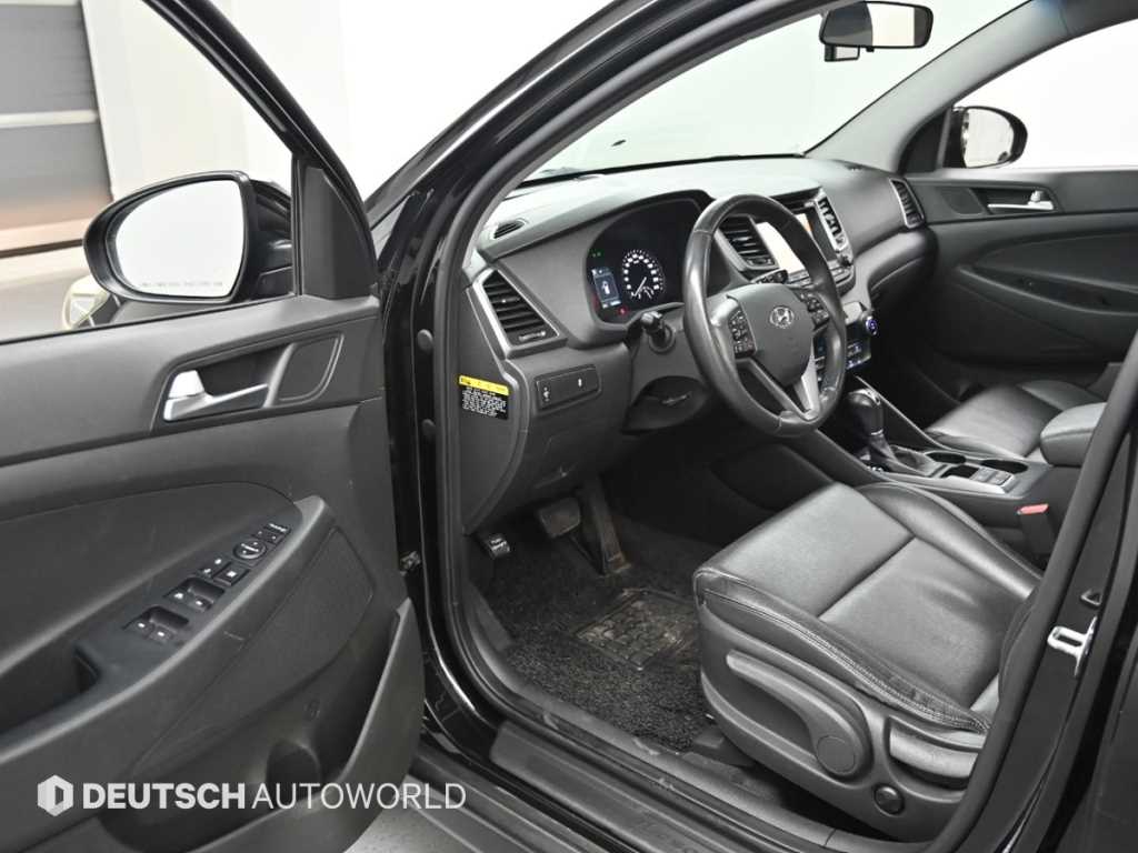 HYUNDAI Tucson - Vista 11