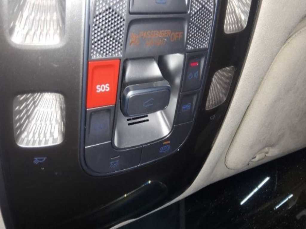 Genesis GV70 - Vista 6