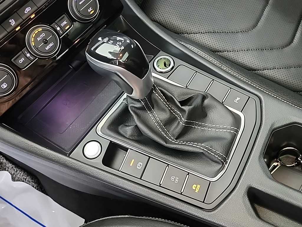 Volkswagen Jetta - Vista 8