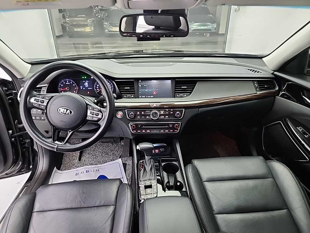 KIA K7 - Vista 7