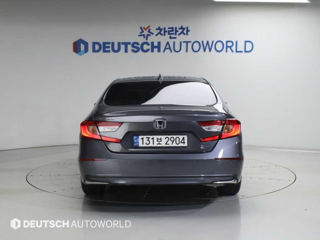 Honda Accord - Vista 4