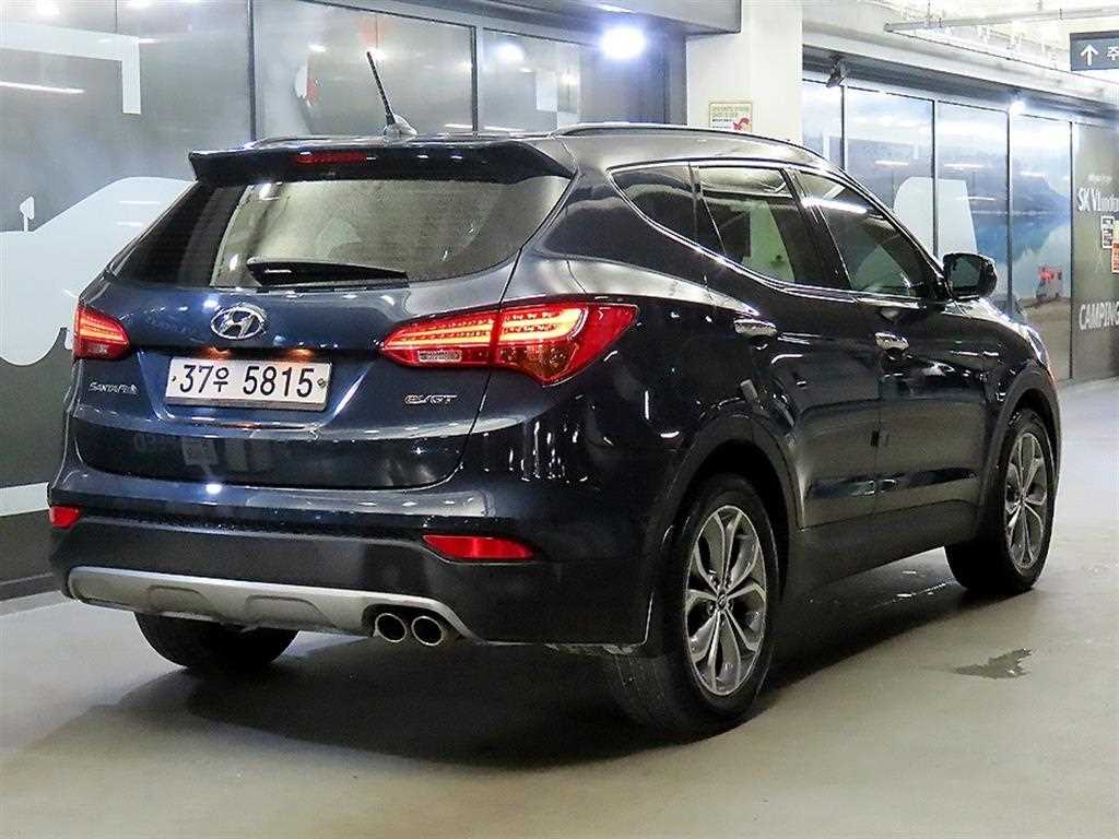 HYUNDAI Santa Fe - Vista 4