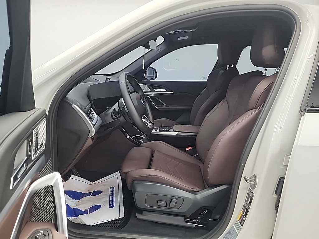 BMW iX1 - Vista 11