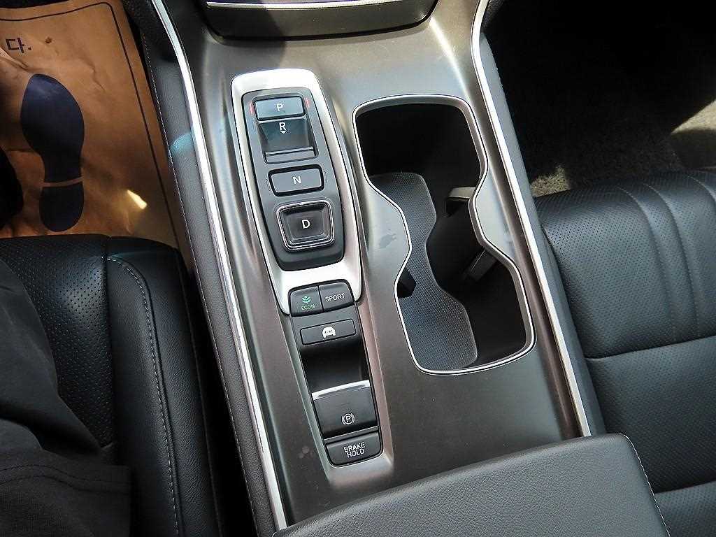 Honda Accord - Vista 11