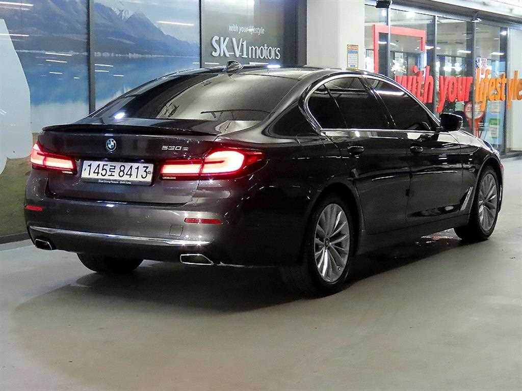 BMW 5 Series - Vista 4