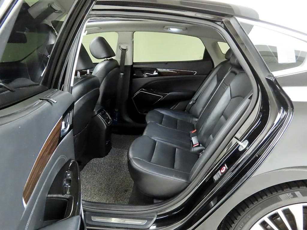 KIA K7 - Vista 12