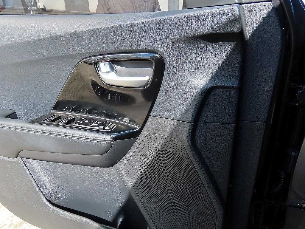 KIA Niro - Vista 11