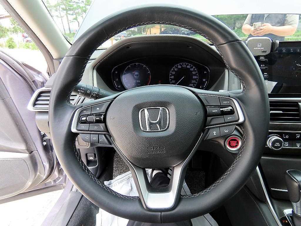 Honda Accord - Vista 8