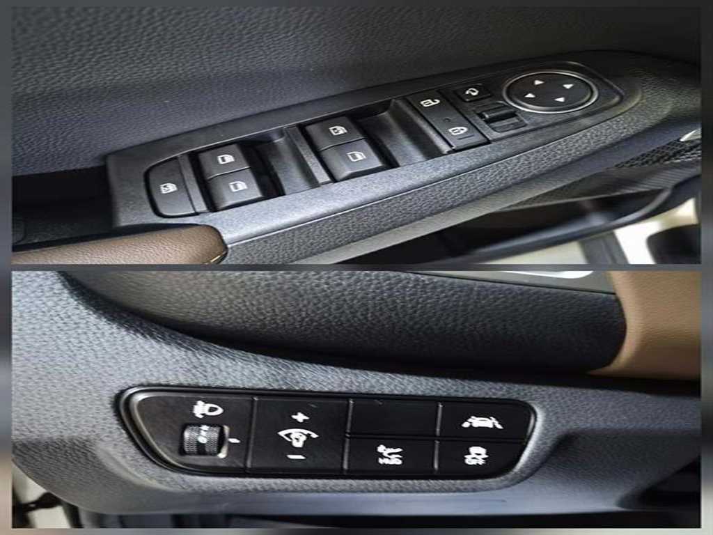 KIA Seltos - Vista 12