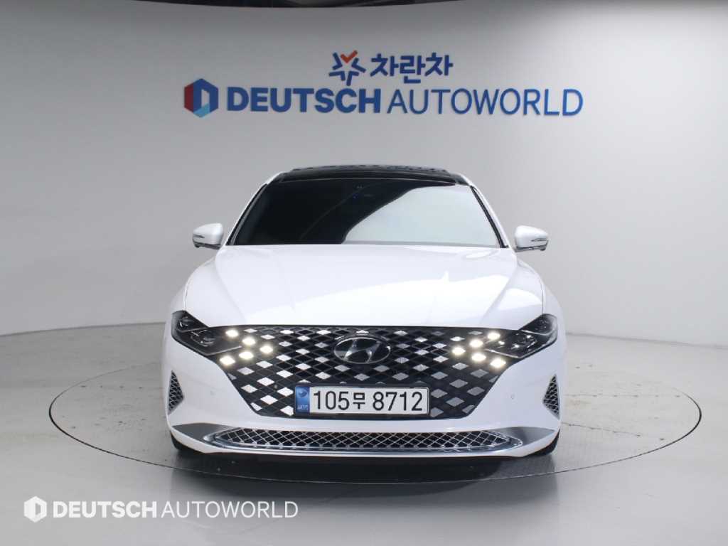 HYUNDAI Grandeur - Vista 3