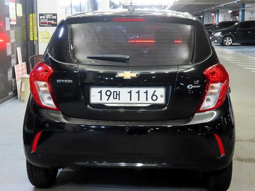 Chevrolet Spark - Vista 5