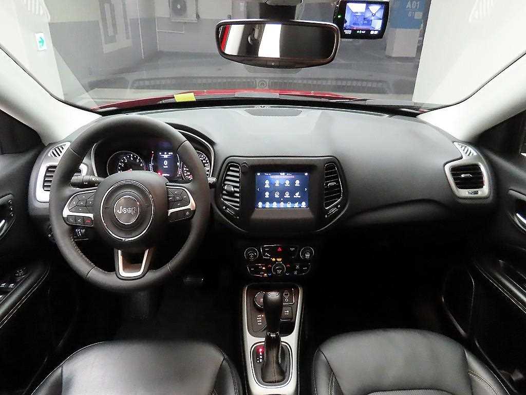 Jeep Compass - Vista 8