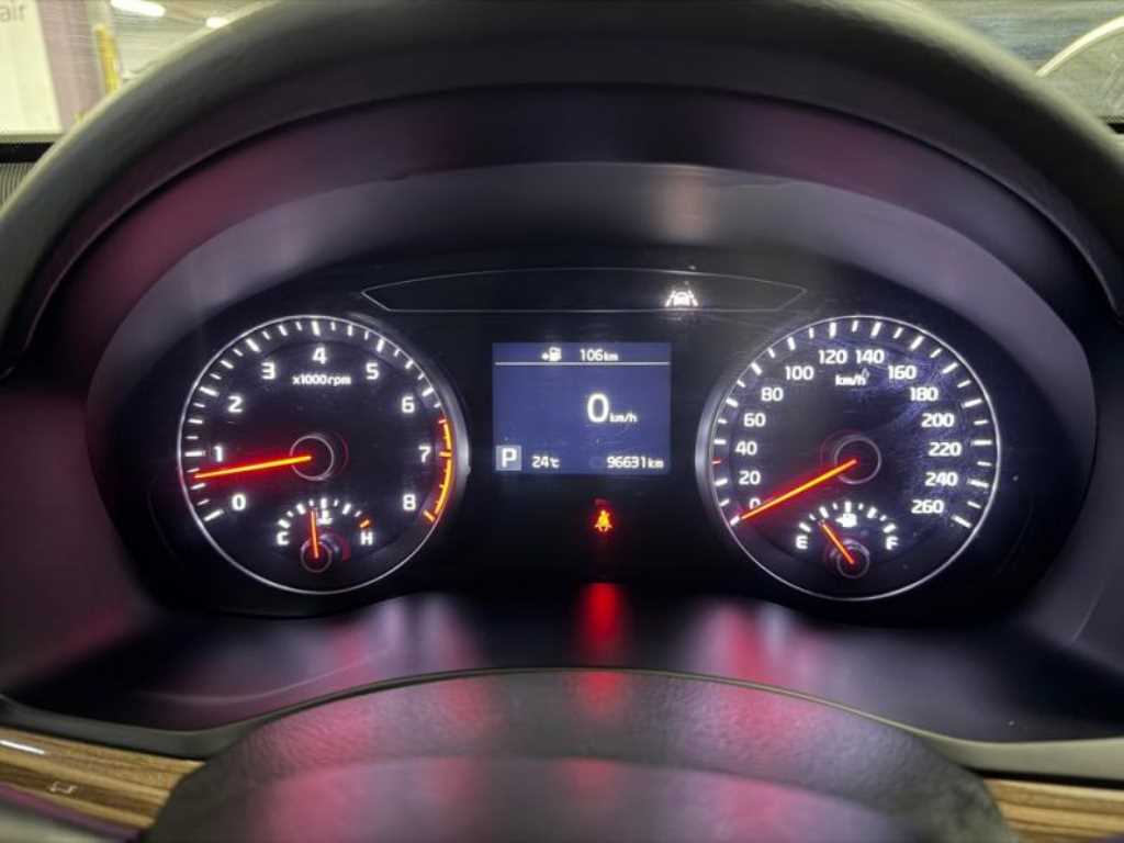 KIA K7 - Vista 9