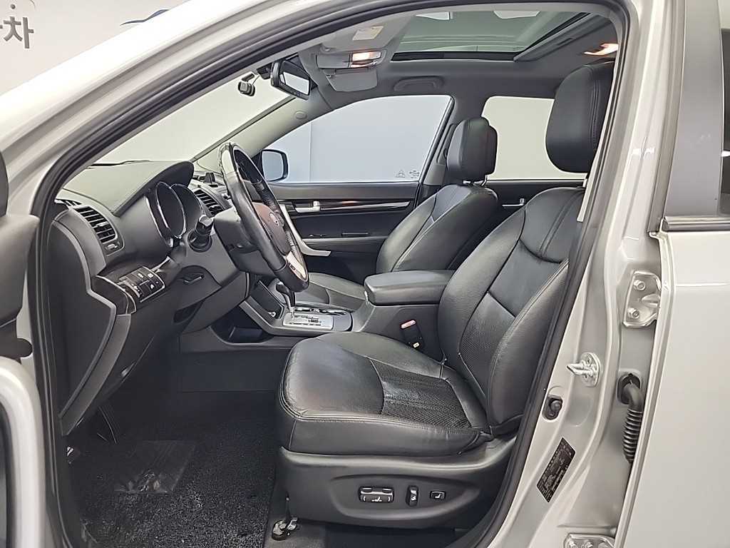 KIA Sorento - Vista 11
