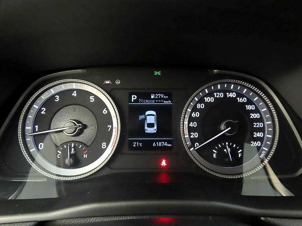 HYUNDAI Sonata - Vista 8