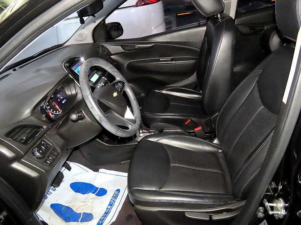 Chevrolet Spark - Vista 6