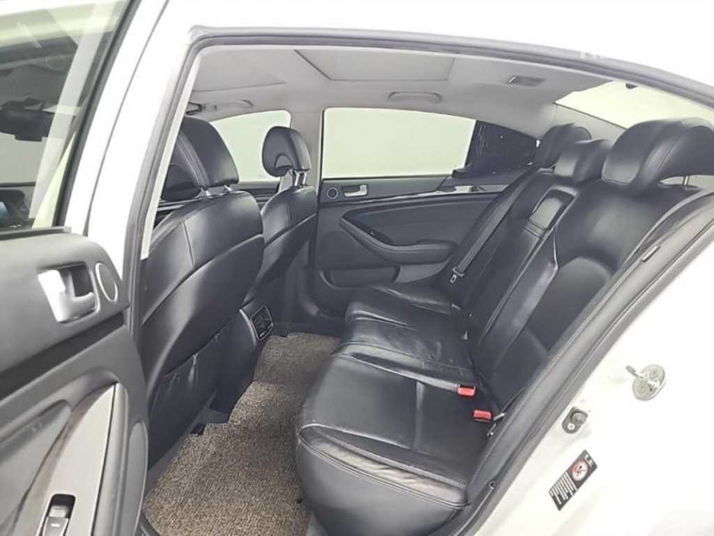 KIA K7 - Vista 11