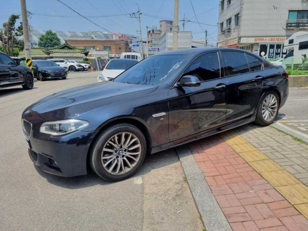 BMW 5 Series - Vista 2