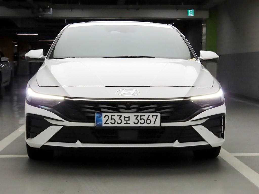 HYUNDAI Avante 2024 Blanco - Importación desde Corea - HF Imports Iquique - Foto 1