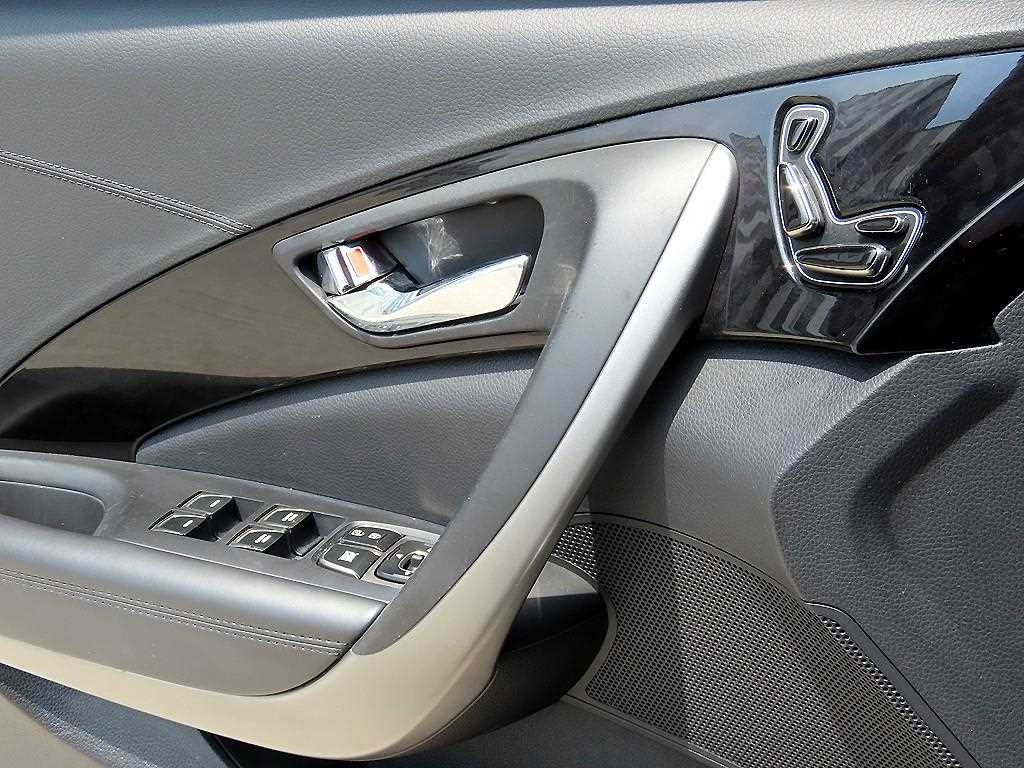 HYUNDAI Grandeur - Vista 11